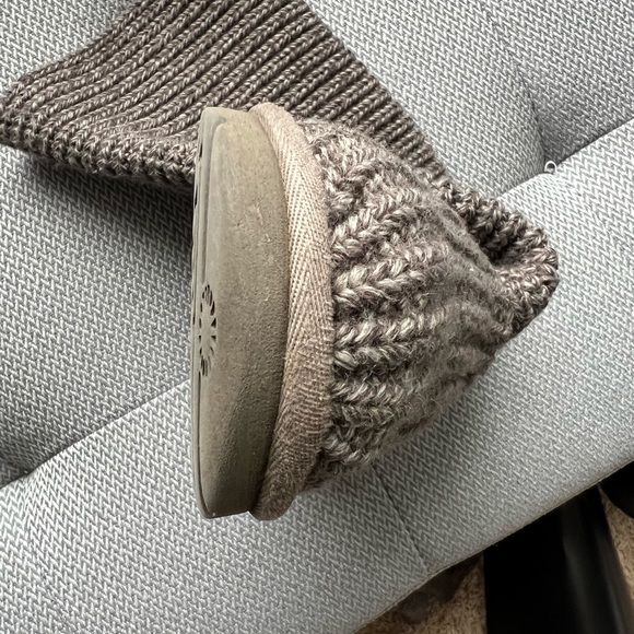 UGG Boots Classic Cardy Gray Convertible - Picture 13 of 16